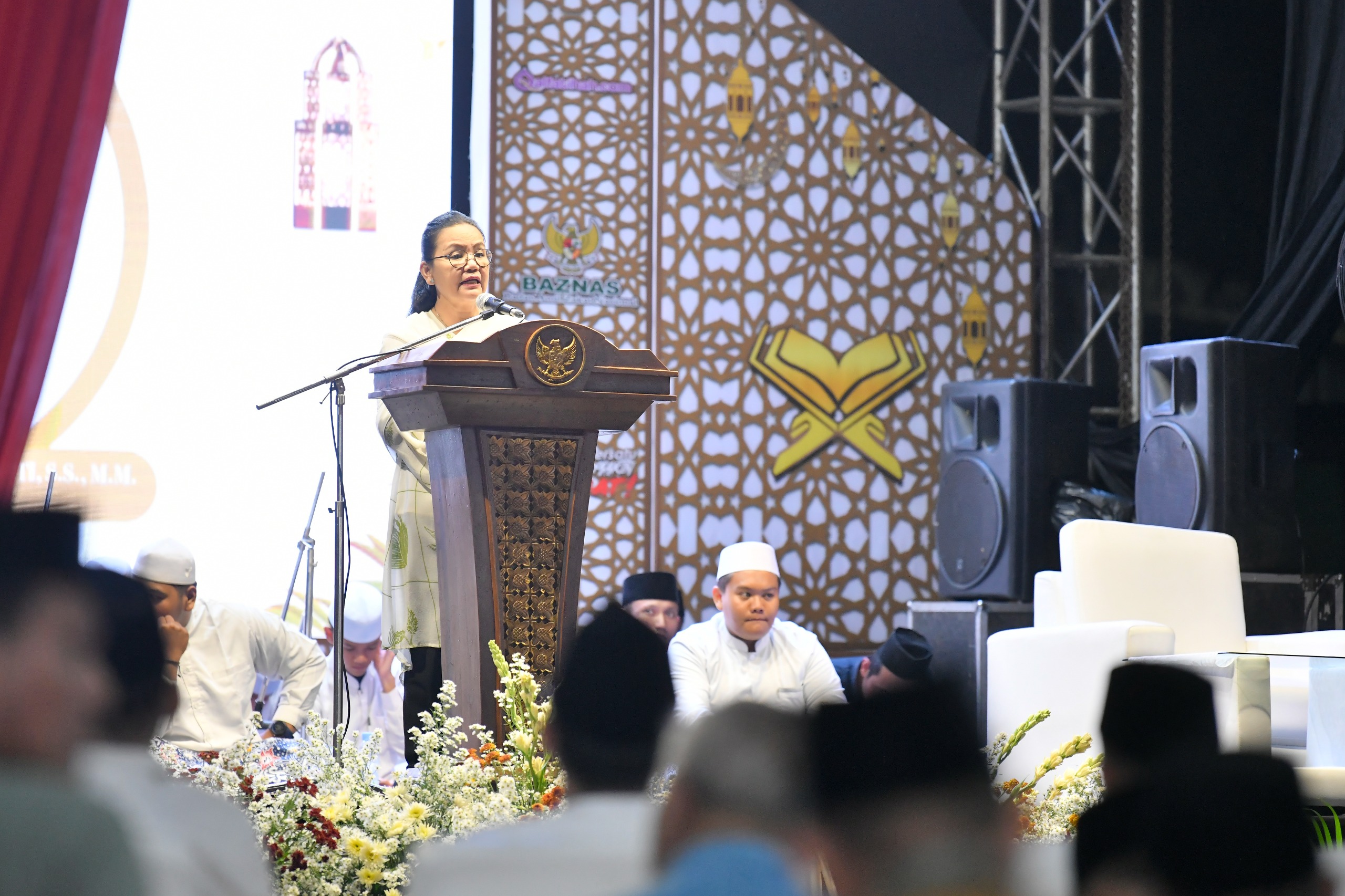 Bersama Masyarakat, Wali Kota Semarang, Agustina Wilujeng Peringati Nuzulul Qur'an