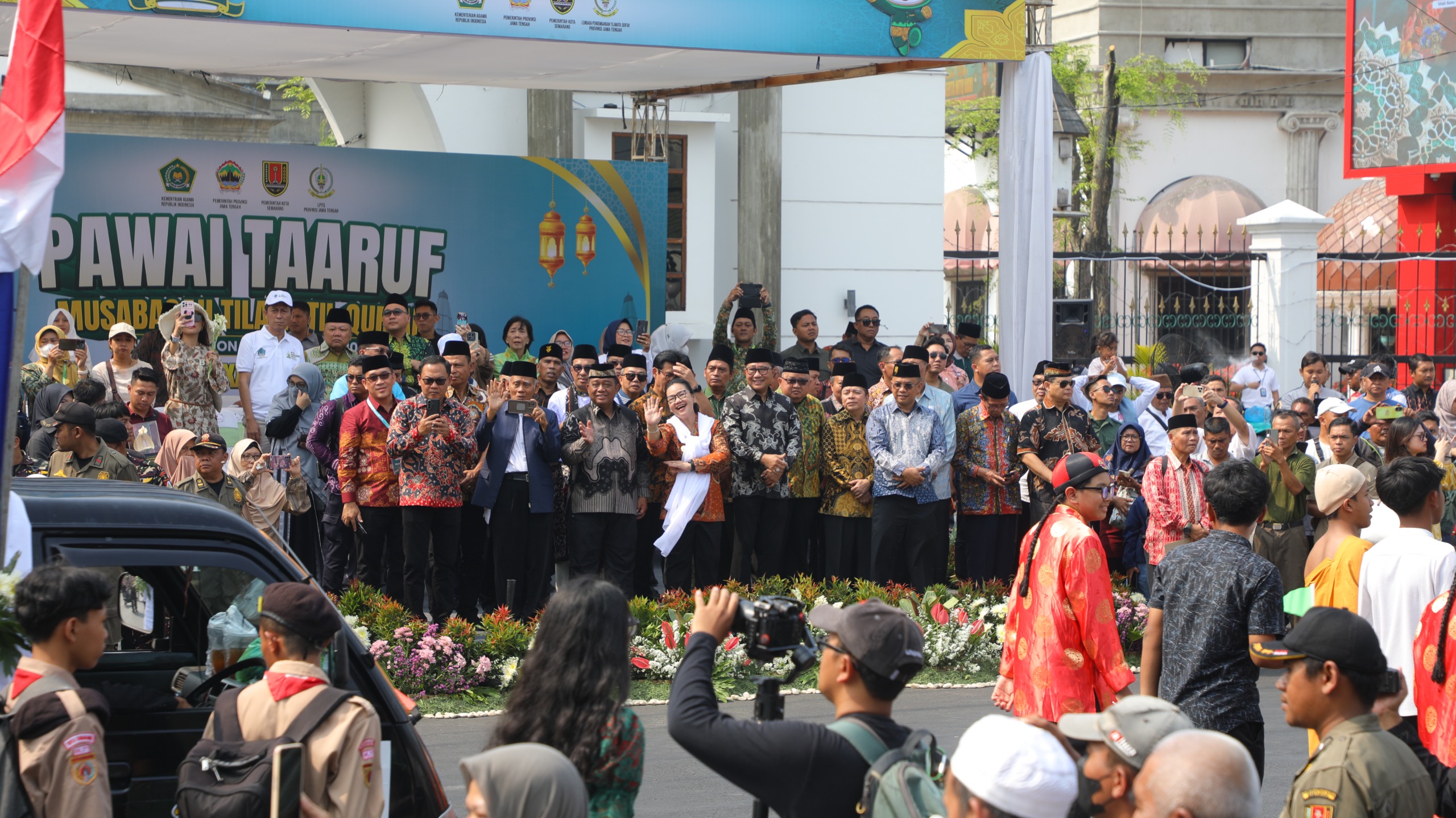 Ribuan Kafilah MTQ Nasional XXXI Padati Kota Semarang, Wali Kota Agustina Wilujeng Sebut Pawai Ta’aruf Panggung Kebersamaan